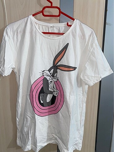 bugs bunny tshirt