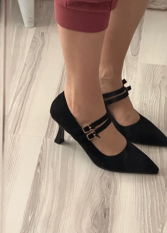 Kemerli topuklu ayakkabı - Görsel 4