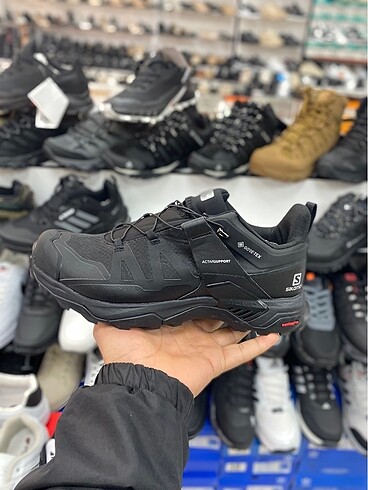 SALOMON X ULTRA 04