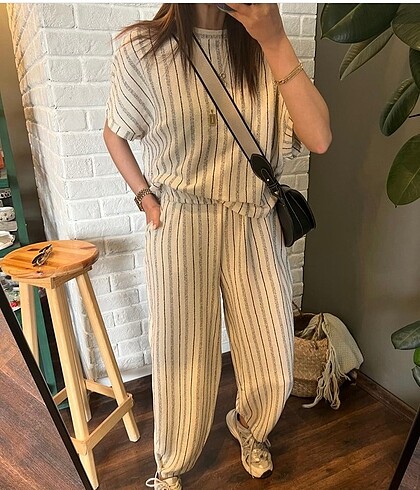 s Beden Bej Renk Çizgili Pantalonlu Takım S M L Beden