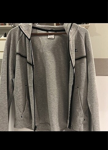 m Beden Nike Tech Fleece Kadın