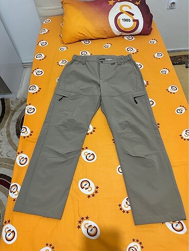 Taktikal koruma ve ozel operasyonel pantolonlar