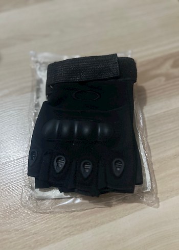 Siyah taktikal L beden motorcu ve taktikal eldiven - Görsel 4