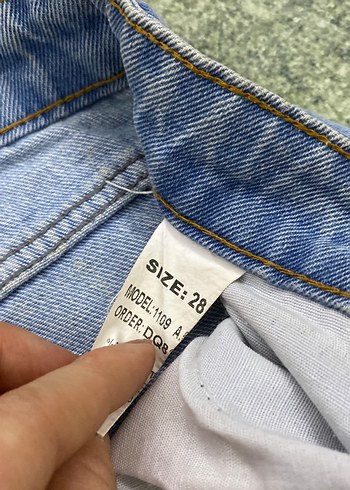 Gri Mavi Yırtık Detaylı Bol Kesim Kadın Kot Pantolon - Görsel 2