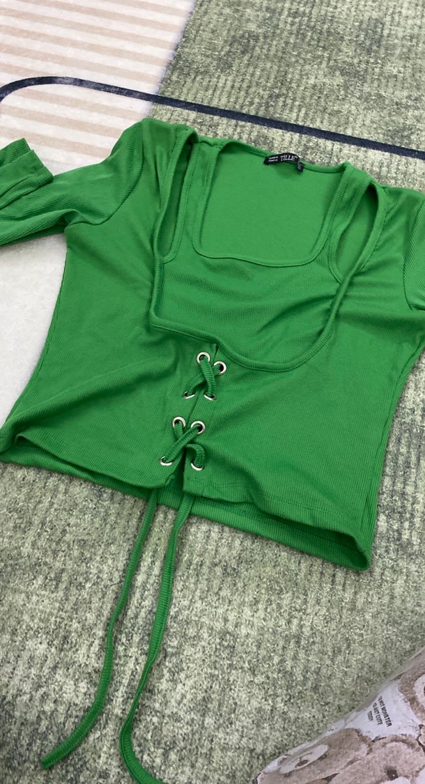 Yeşil Parlak Kadın Bluz - Görsel 3