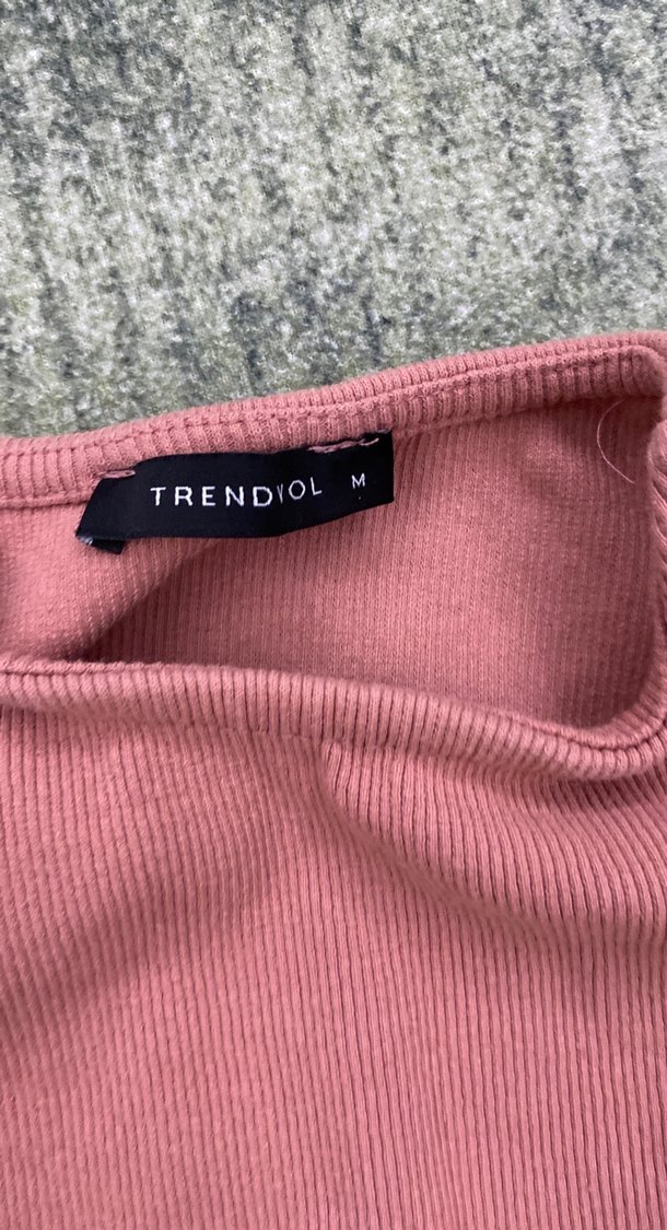 Pembe Yüksek Yaka Bluz - Görsel 3