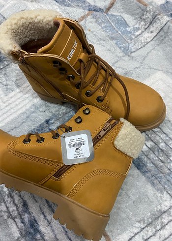 Bej Kürklü Kadın Dolgu Topuk Bot - Görsel 2