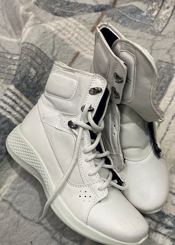 Beyaz Kadın Dolgu Topuklu Spor Ayakkabı - Görsel 2