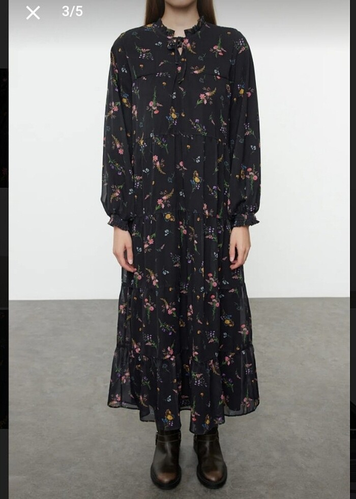 Şifon astarlı çiçekli elbise  - Görsel 2