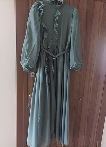 Fırfırlı abiye - Görsel 2