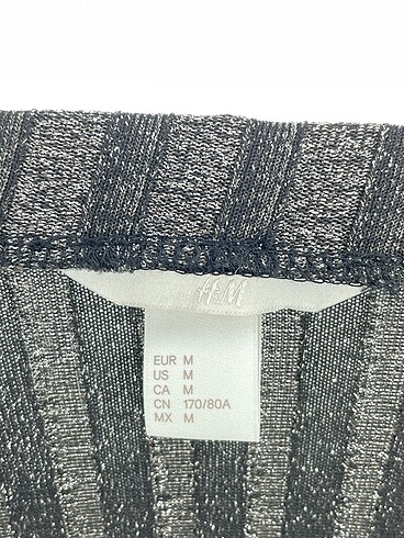 m Beden gri Renk H&M Mini Etek %70 İndirimli.