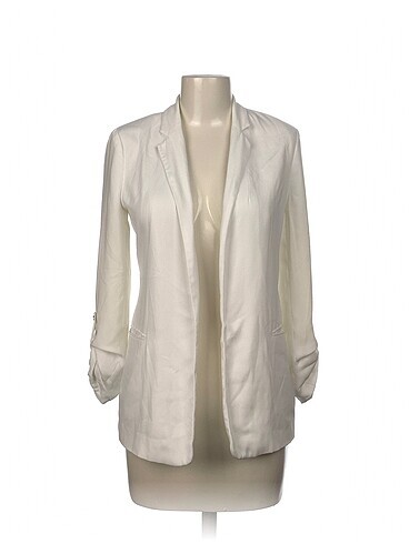 Bershka Blazer %70 İndirimli.