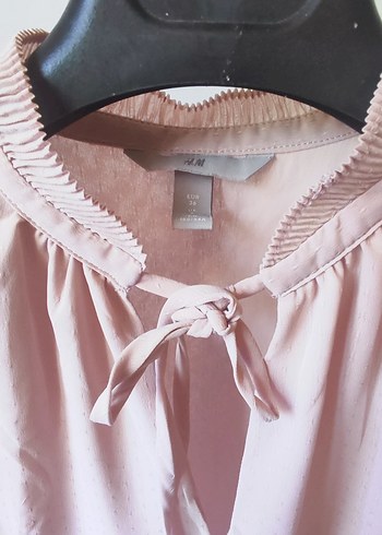 36 Beden H&M Bebe Yaka V dekolte Pudra Askılı Bluz