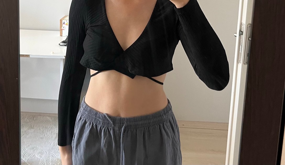 Uzun Kollu Siyah hırka - Görsel 5