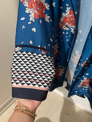m Beden Kimono