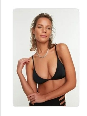 Bikini Üstü