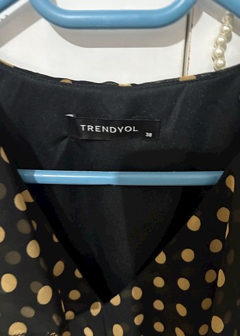 Siyah Puantiyeli Midi Fırfırlı Kadın Elbise - Görsel 3