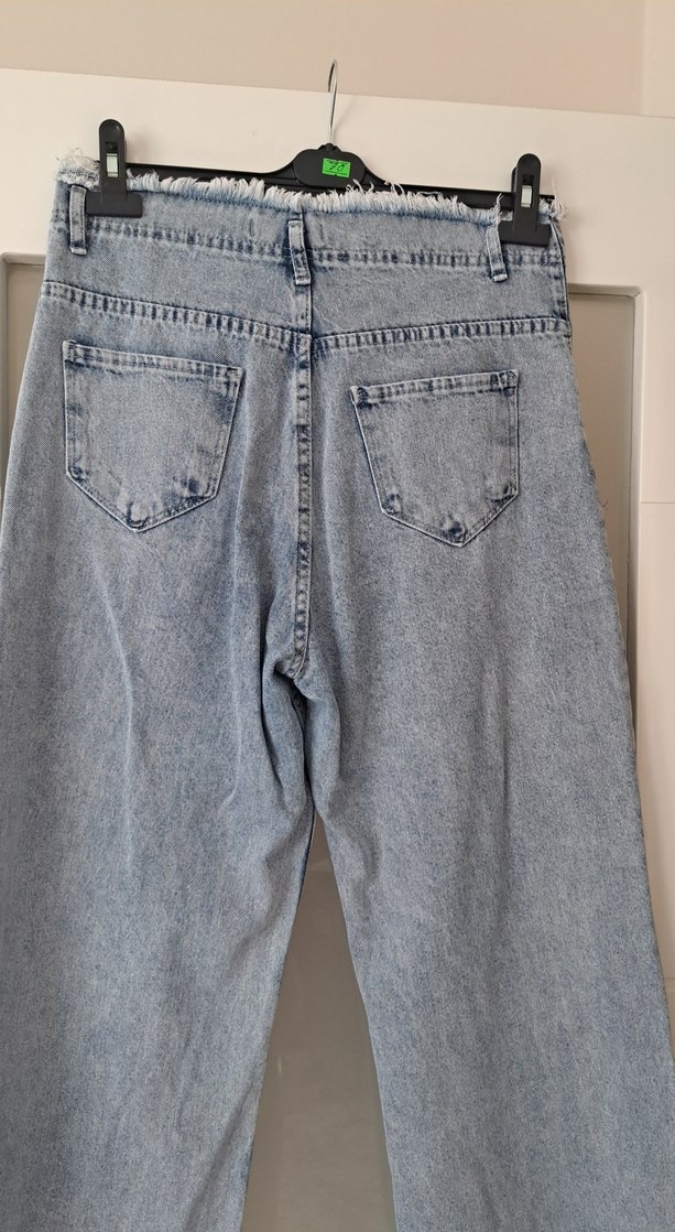 Gri Mavi Bol Kesim Kadın Kot Pantolon
2 defa giyildi yeni ürün - Görsel 5