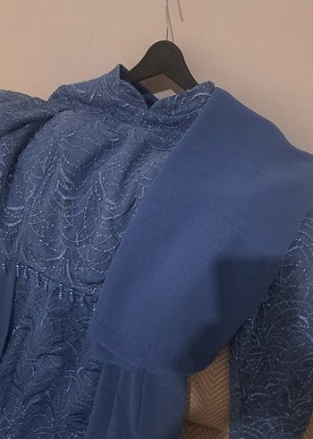 Nakışlı Yüksek Yakalı buz mavisi balik kesimli Uzun Abiye Elbise - Görsel 10