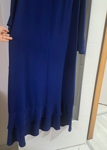 kolye Detaylı Mavi Uzun Kadın Elbise - Görsel 7