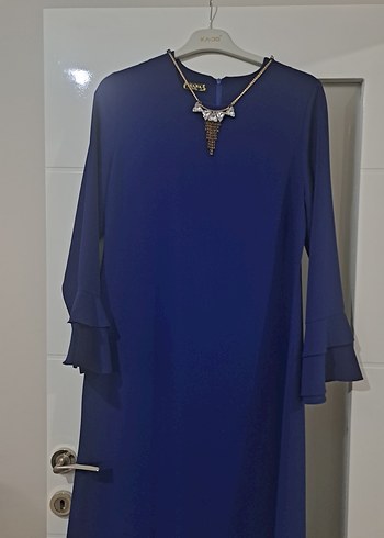 kolye Detaylı Mavi Uzun Kadın Elbise - Görsel 12