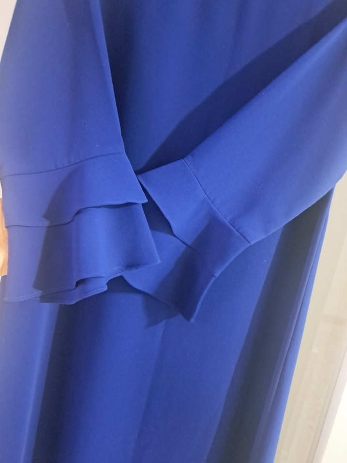 kolye Detaylı Mavi Uzun Kadın Elbise - Görsel 4