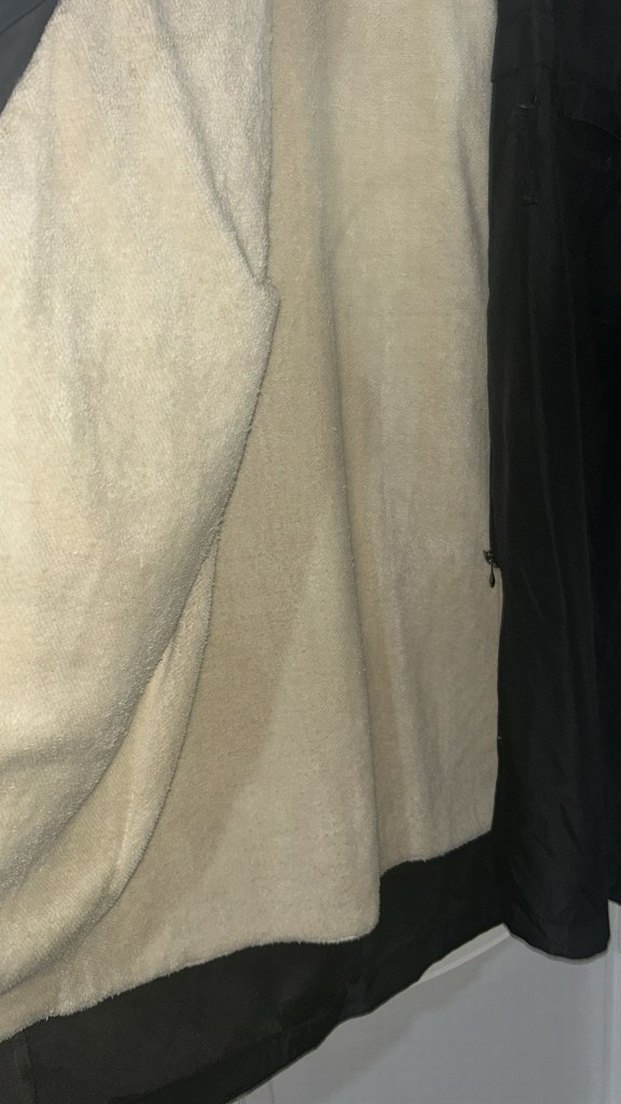 Siyah Uzun Kadın mont 54 beden 1 kere giyildi - Görsel 2