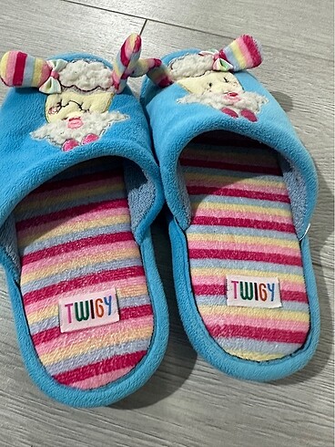 Twigy Çocuk Terlik 30/31 Numara - Görsel 2