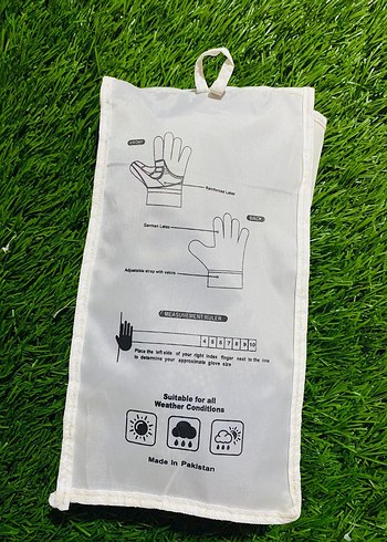 Renkli Erkek Çocuk Eldiveni Velcro Kapatmalı 11 NUMARA - Görsel 3