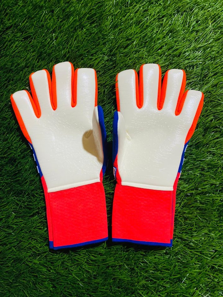 Renkli Erkek Çocuk Eldiveni Velcro Kapatmalı 11 NUMARA - Görsel 2