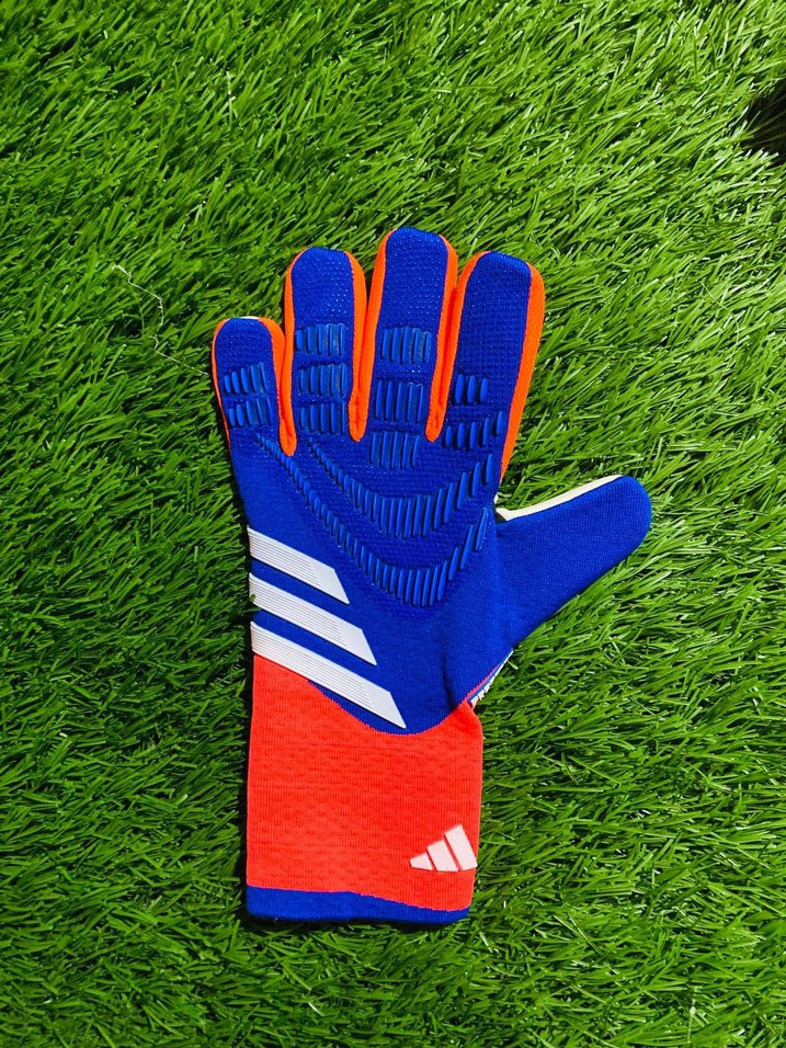 Renkli Erkek Çocuk Eldiveni Velcro Kapatmalı 11 NUMARA - Görsel 4