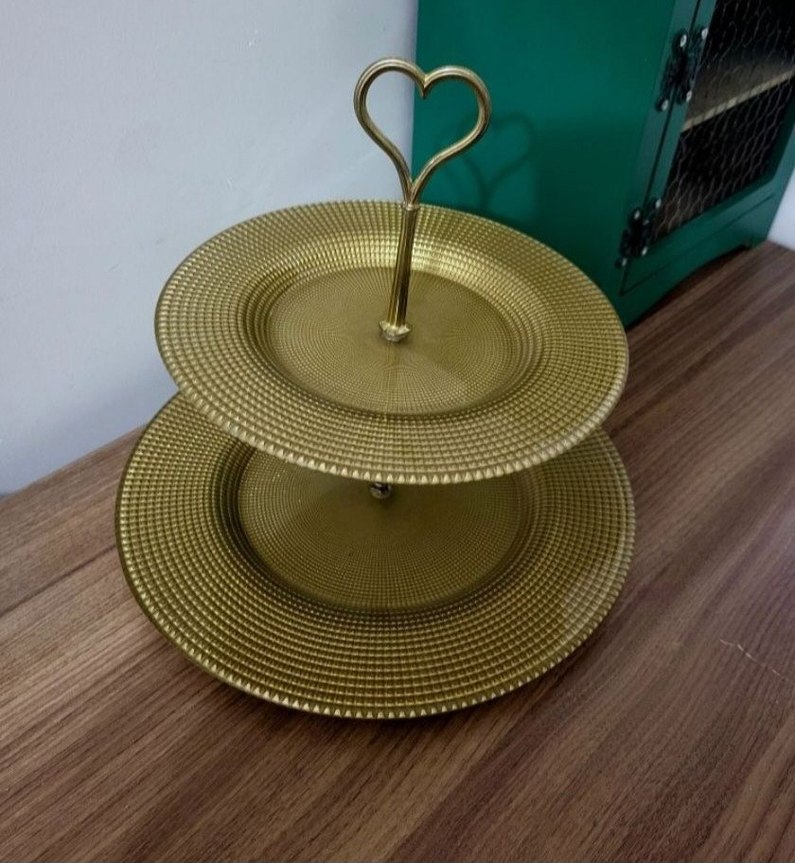 Altın Renkli İki Katlı Sunum Tabağı - Görsel 2