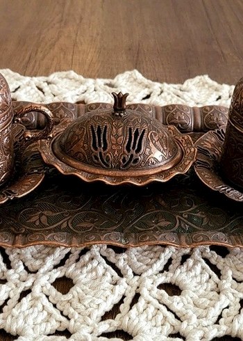 Kahverengi İşlemeli Bakır Kahve Fincanı Seti - Görsel 3