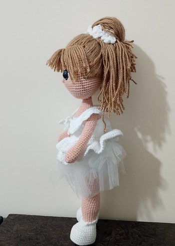 Diğer Beyaz Tütülü Amigurumi El Örgüsü Bebek