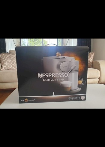 Nespresso Gran Lattissima Beyaz Kahve Makinesi