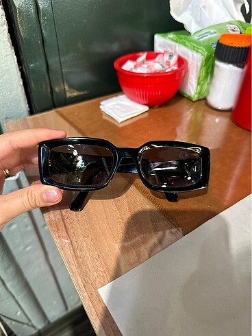 Rayban güneş gözlüğü