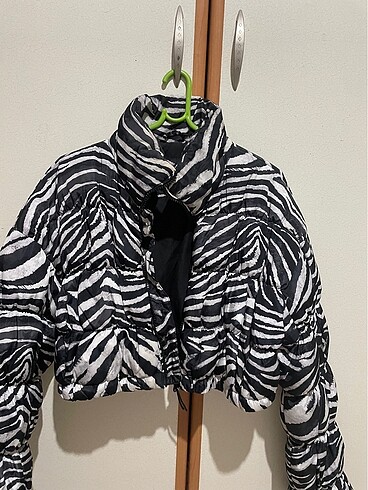 Bershka mont