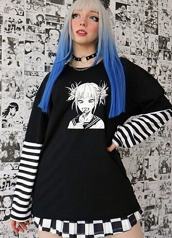 Bershka SİYAH BEYAZ ÇİZGİLİ UNİSEX ANİME TİŞÖRT