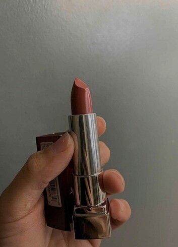 MAYBELLİNE NEW YORK RUJ 630 VELVET BEİGE