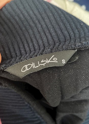 Siyah Piliseli Mini Etek - Görsel 4