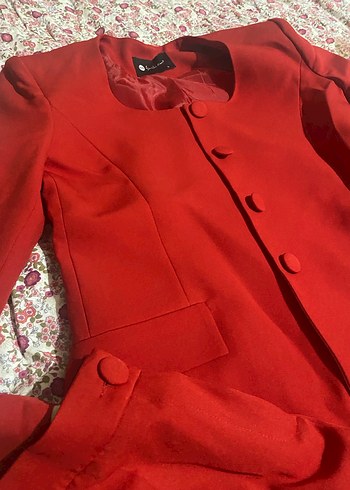 Klasik Kırmızı Kadın İki Parça Takım - Görsel 5