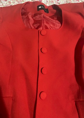 Klasik Kırmızı Kadın İki Parça Takım - Görsel 2