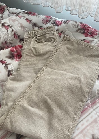 Düğmeli Bej Kadın Uzun Bol Kesim Keten Pantolon - Görsel 3