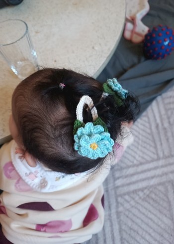 Turkuaz Çiçekli Örgü Çocuk Toka Seti - Görsel 2