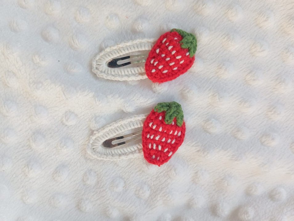 Nakışlı Kırmızı Örgü Çocuk Toka - Görsel 5