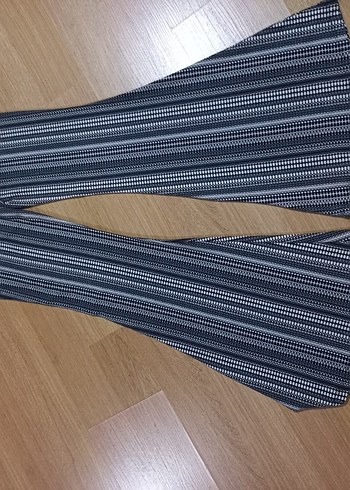 Siyah ve bej çizgili Kadın Kumaş Pantolon - Görsel 2