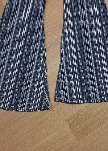 Siyah ve bej çizgili Kadın Kumaş Pantolon - Görsel 5