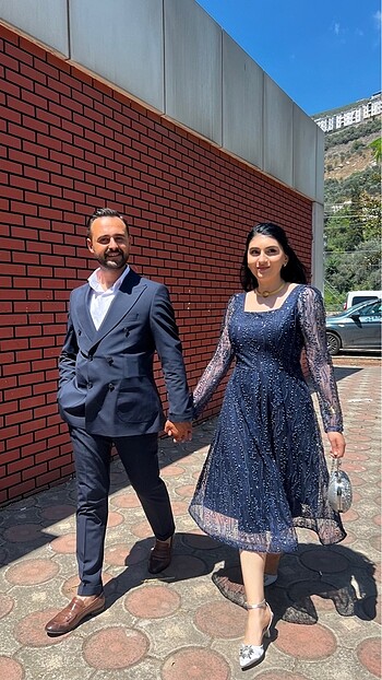 Lacivert kadın abiye