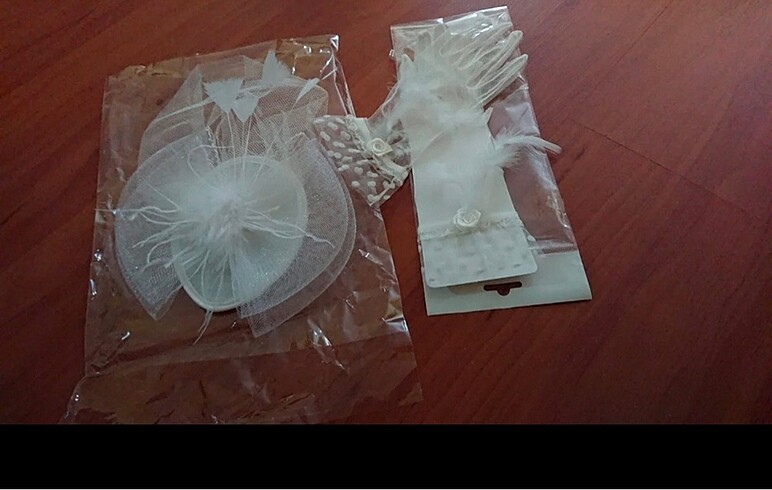 Nikah eldiveni ve şapka