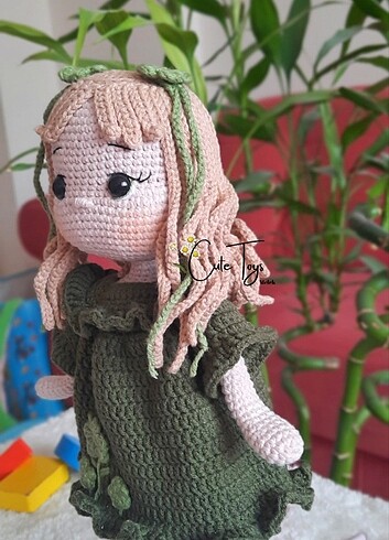  Beden Renk El Örgüsü Amigurumi Yonca kız